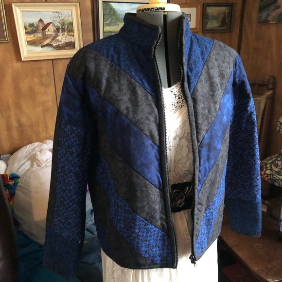 Handmade Quilt Coat - Picture 6 of 10